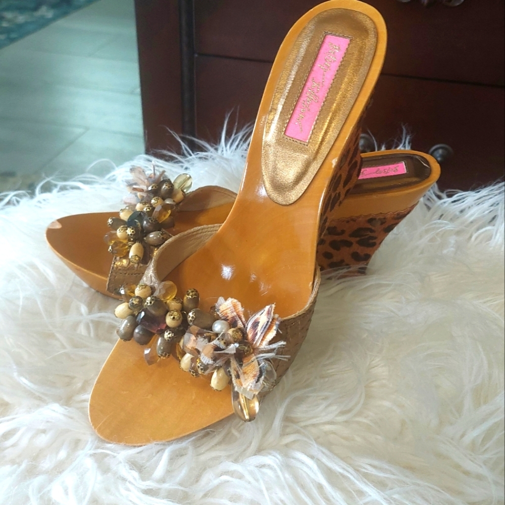 Vintage Betsey Johnson Leather And Wood Wedge Sandals